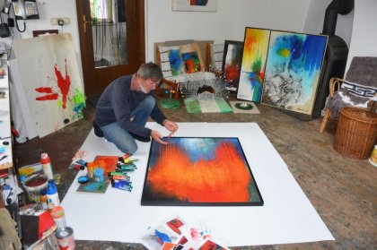 Im Atelier - Wir organisieren Ihnen gerne einen Besuch im Atelier des Künstlers von Reinhard Brandner